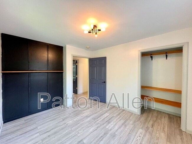 Building Photo - 130 Warren Haynes Dr