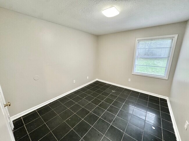 Building Photo - 3353 Elk Point Dr