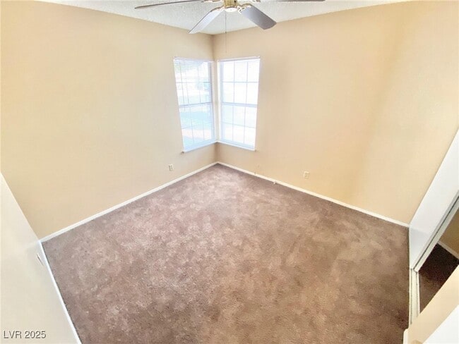 Building Photo - 4420 Faberge Ave