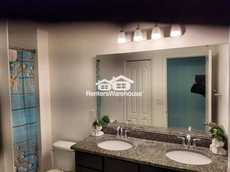 Building Photo - 10569 Madrone Cove Ct