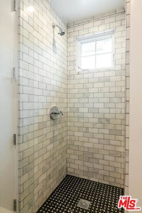 Building Photo - 1972 Stearns Dr