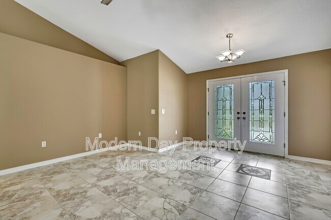 Building Photo - 12320 Papercraft Ave