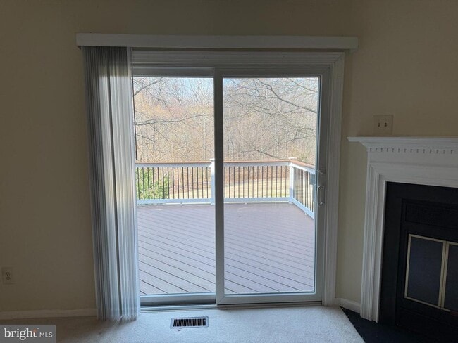 Building Photo - 14854 Lynhodge Ct