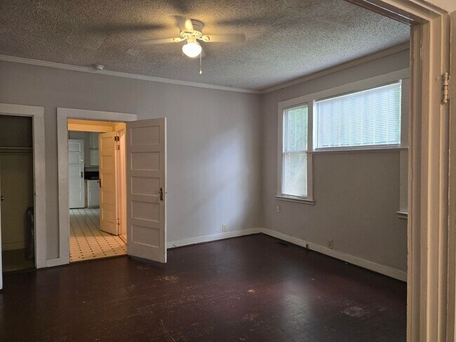 Building Photo - 1029 Kinard Ct