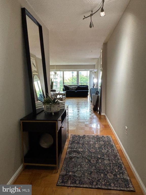 Building Photo - 1300 Army Navy Dr