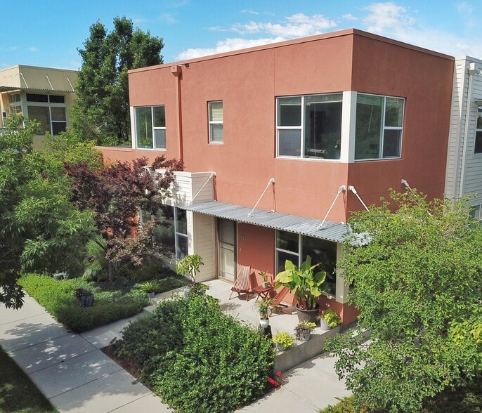 Building Photo - 2849 Syracuse Ct