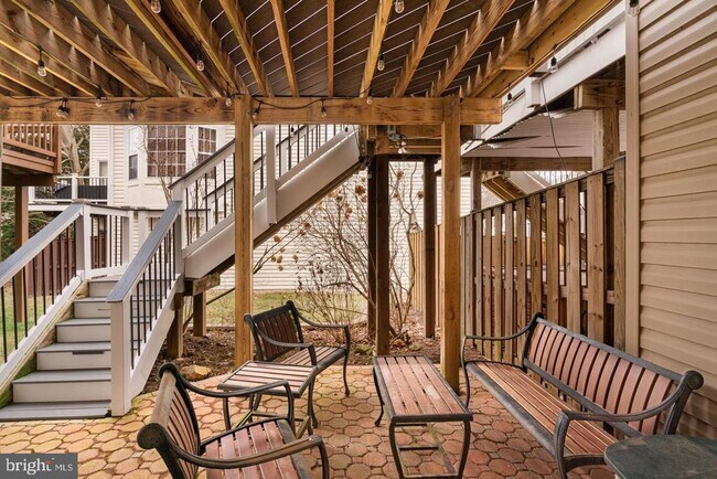 Building Photo - 26147 Lands End Dr