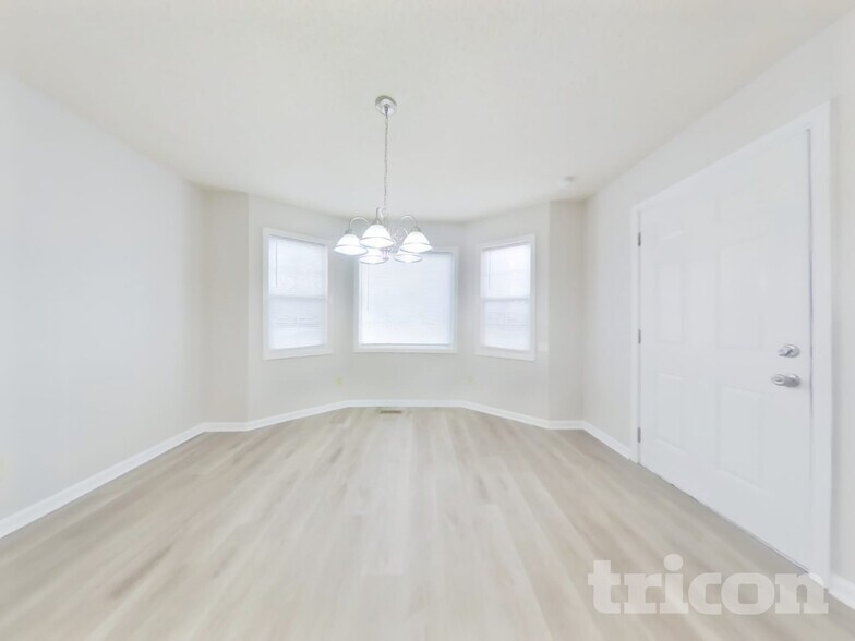 Building Photo - 2988 Forest Ridge Ct