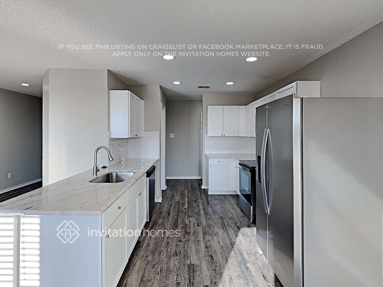 Building Photo - 1451 Queen Annes Dr