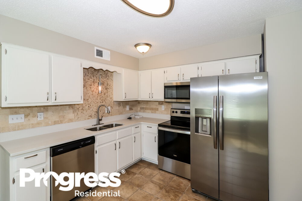 Building Photo - 1040 Trappers Cove
