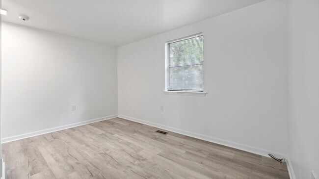Building Photo - 4389 Pembrook Village Dr