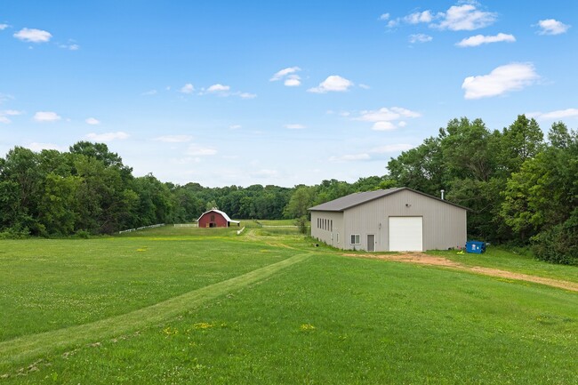 Building Photo - Remodeled 3 Bedroom Home in Minnetrista