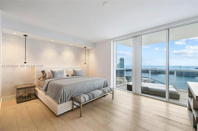 Building Photo - 400 Alton Rd