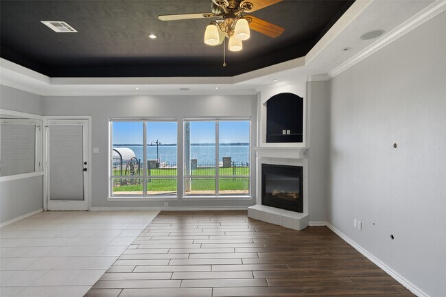 Building Photo - 16 Regency Pt