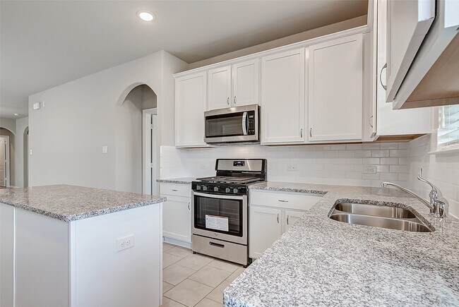 Building Photo - 31322 Spotted Saddle Hollow