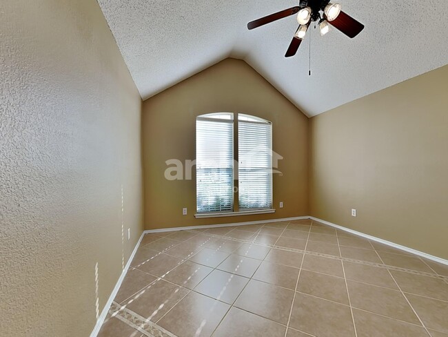Building Photo - 201 Parkway Ct