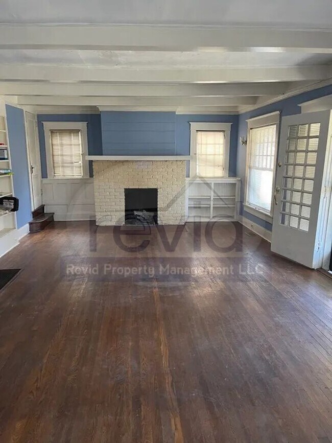 Building Photo - 25 S Barksdale St
