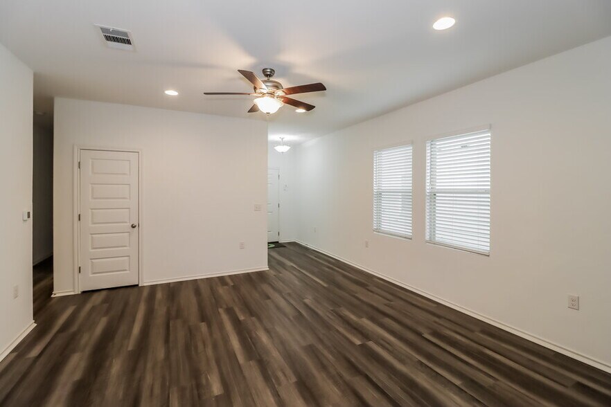 Building Photo - 13108 Foreston Dr