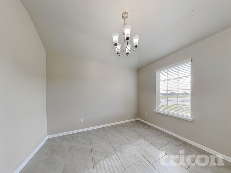 Building Photo - 423 Ashley Falls Ln