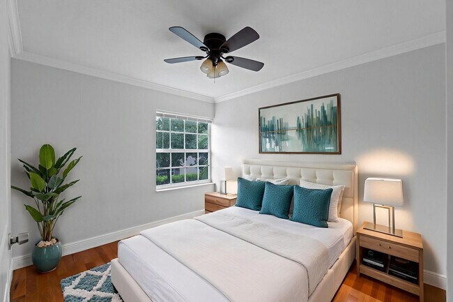 Building Photo - 7803 NW 70th Ave