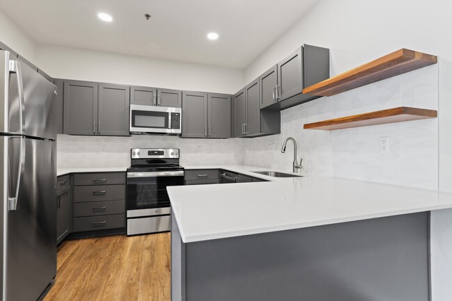 Updated Kitchen at Switchback on Platte Apartments in Littleton, CO - Switchback on Platte