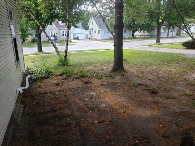 Building Photo - 2 Bedroom Single family home in Wausau!