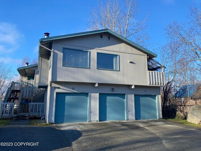 Primary Photo - 3710 Gardner St