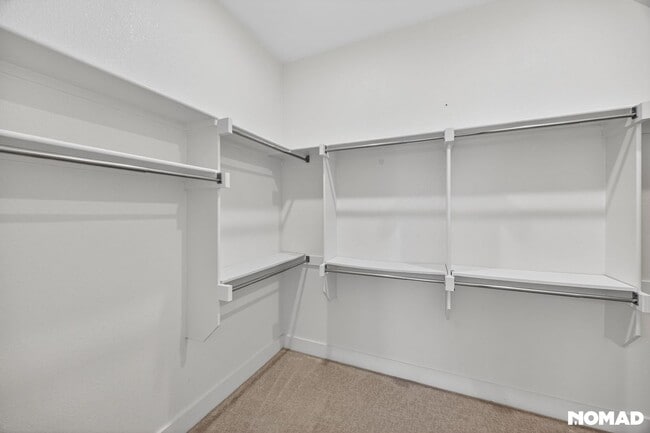 Building Photo - 1780 Dartmoor Dr