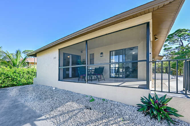 Primary Photo - 253 2nd Ave