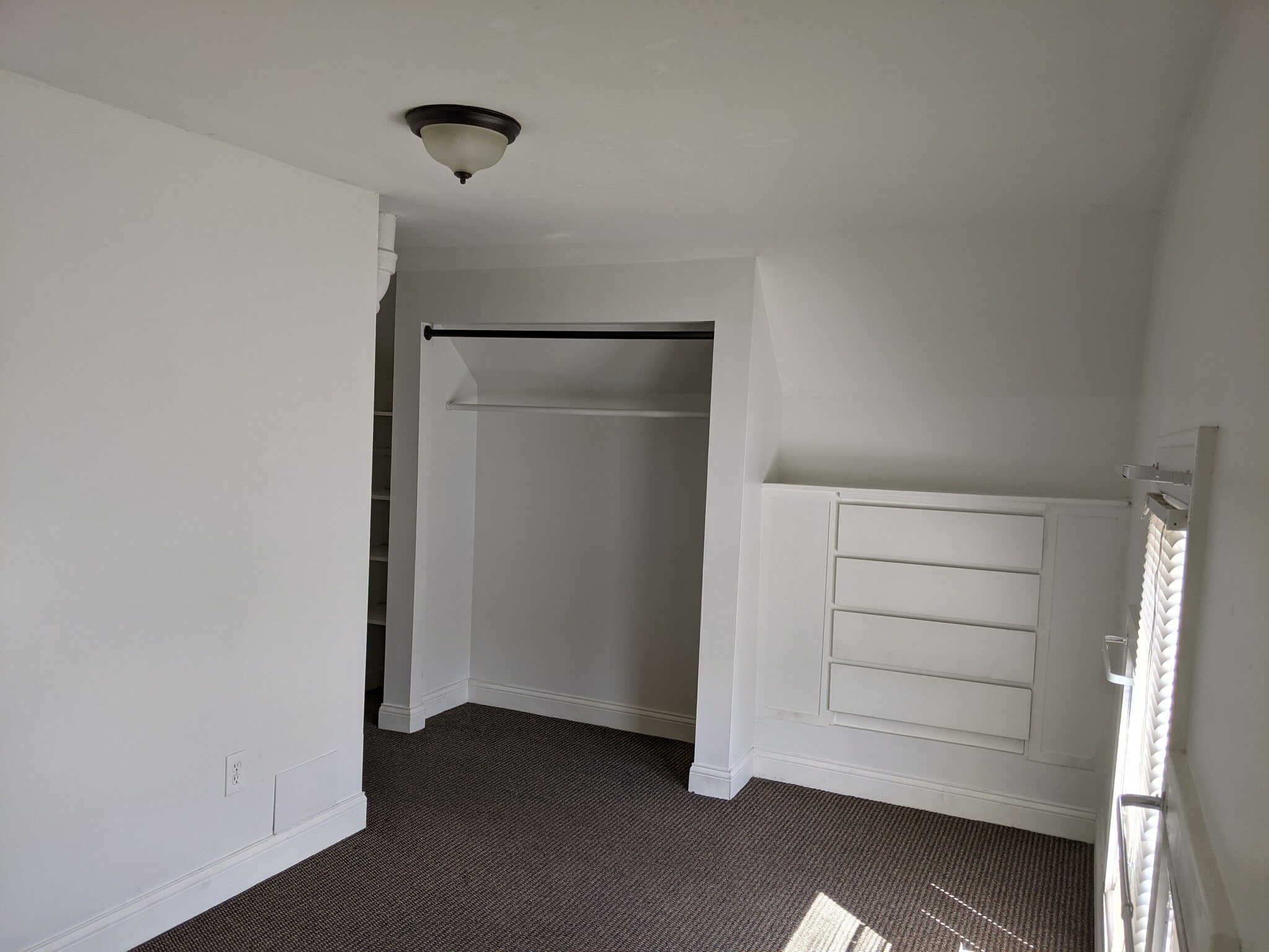 Bedroom - 2509 Pleasant Ave
