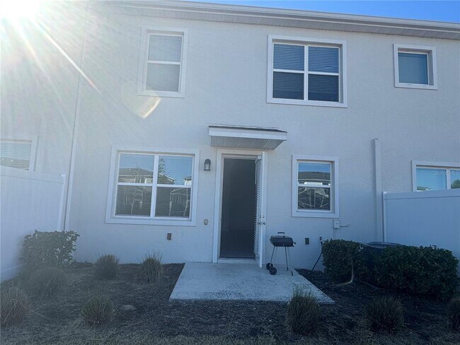 Building Photo - 251 Nine Iron Dr