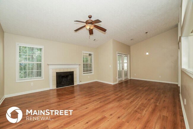 Building Photo - 3795 Forsythia Way