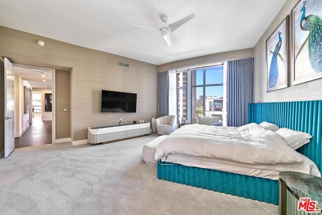 Building Photo - 10776 Wilshire Blvd