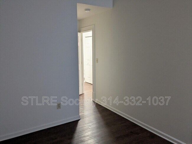Building Photo - 3308 Shenandoah Ave
