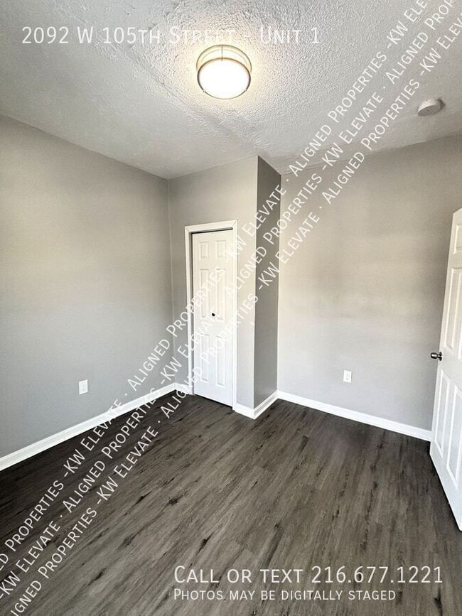 Building Photo - 2092 W 105th St