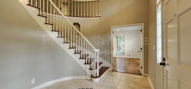 Building Photo - 40 Pheasant Dr SE