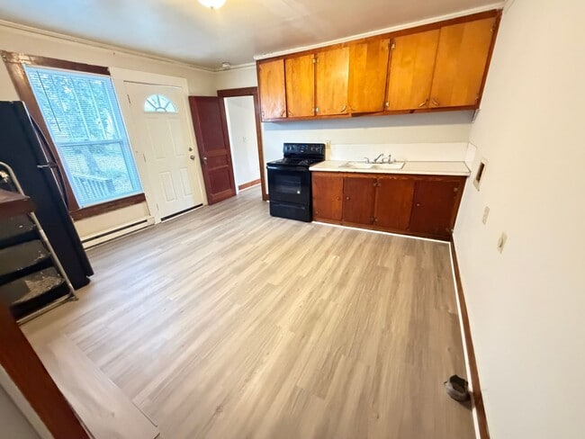 Building Photo - 2bd/1ba Duplex off Loop close to Downtown Kannapolis & Research Center