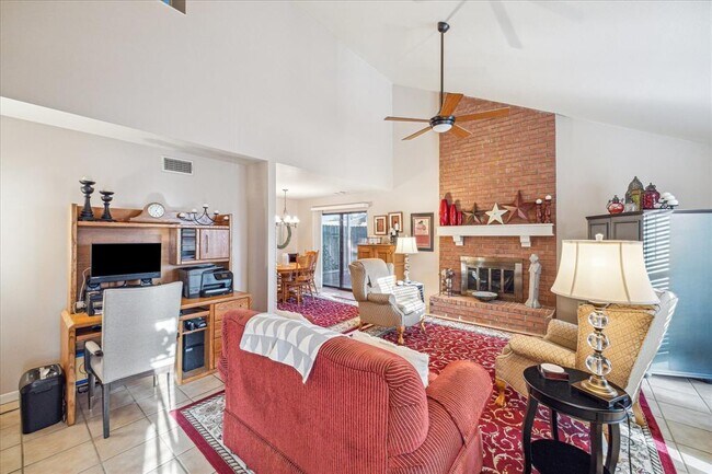 Building Photo - 16814 Chapel Pines Dr
