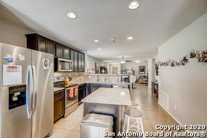 Building Photo - 10715 Noble Canyon