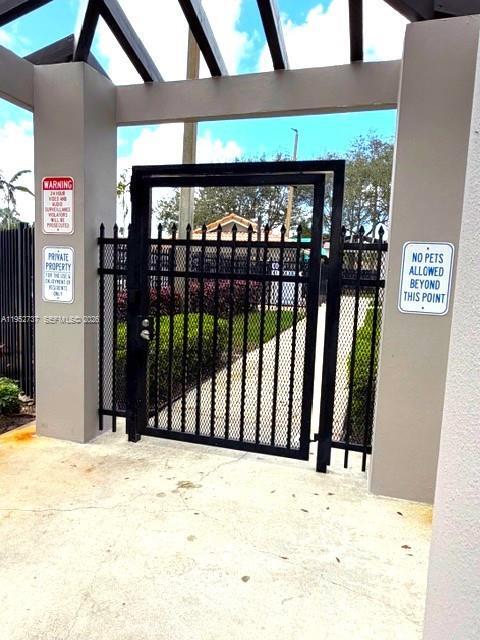 Building Photo - 1841 SW 116th Way