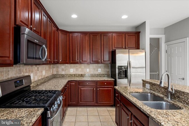 Building Photo - 507 Flameflower Terrace SE