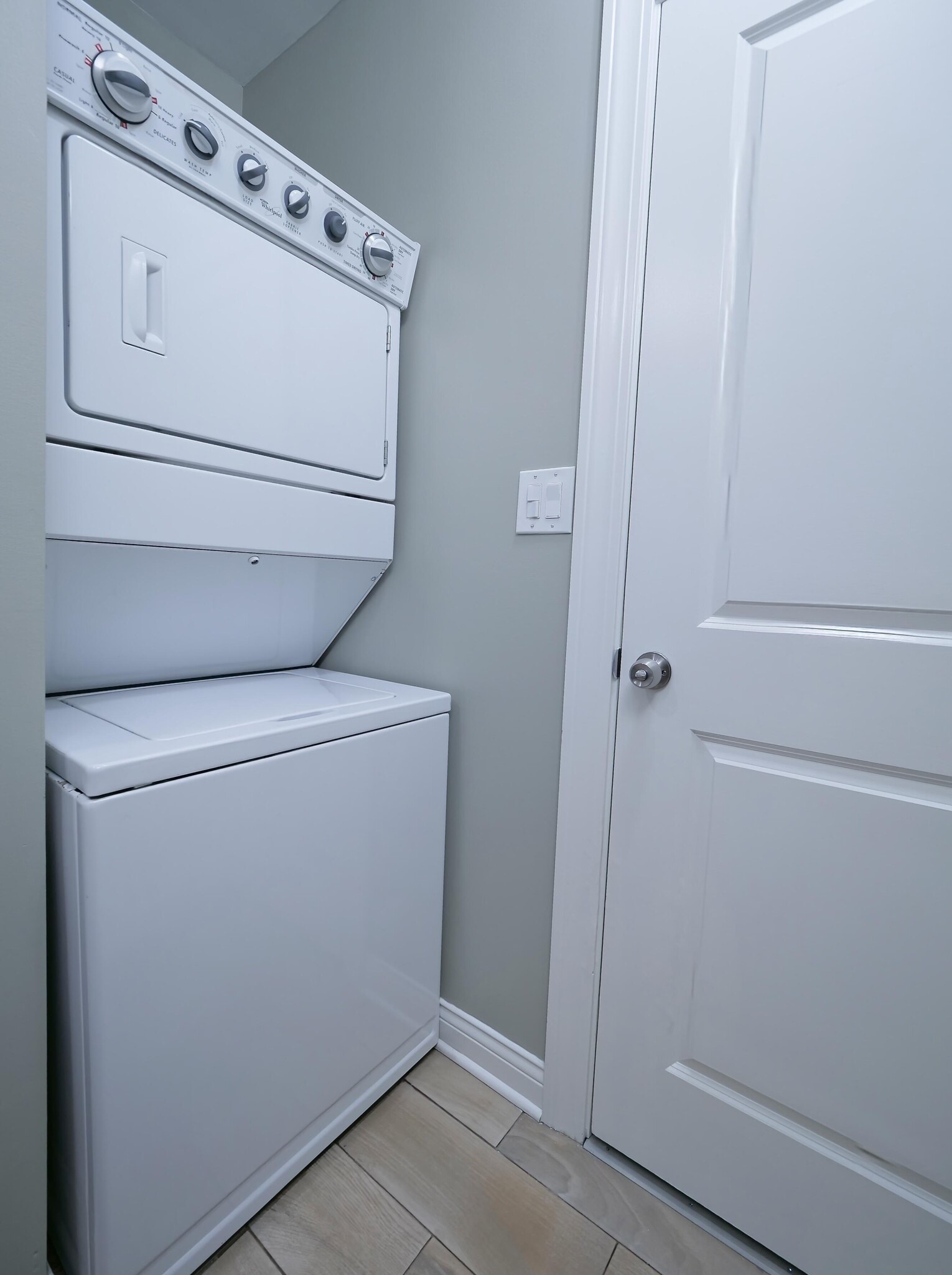 Building Photo - 3156 N Central Park Ave