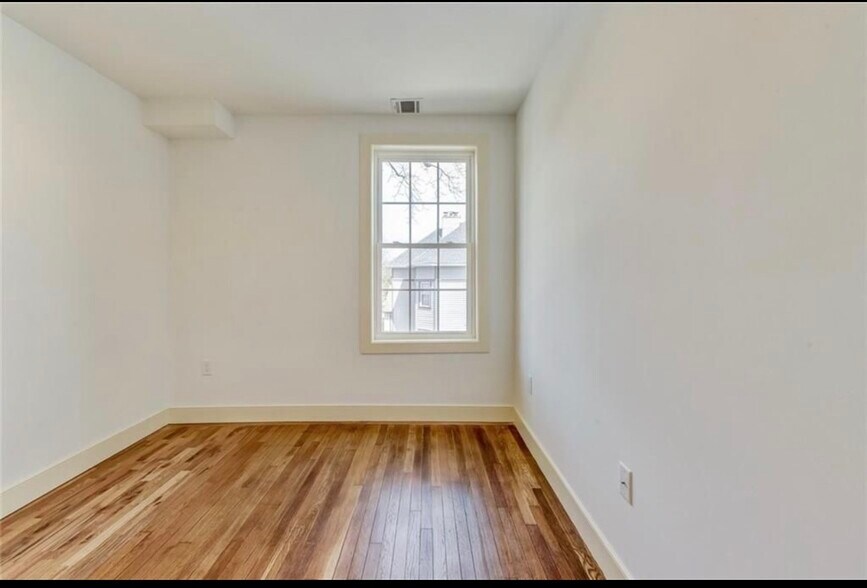 Bedroom 3 - 262 Prospect Ave