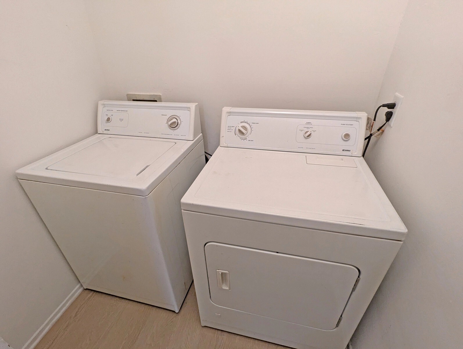 Building Photo - 4402 Mammoth Ave