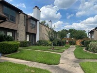 Building Photo - 2601 S Braeswood Blvd