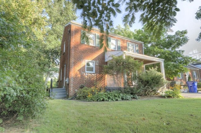 Building Photo - 8411 Potomac Ave