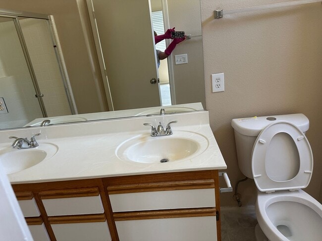 Building Photo - 2120 Fred Brown Dr
