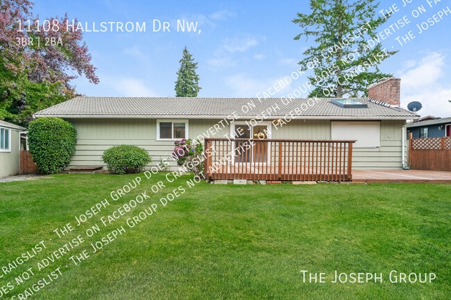 Building Photo - 11108 Hallstrom Dr