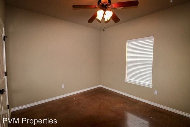 Building Photo - 3 br, 2 bath House - 3021 Silver Saddle