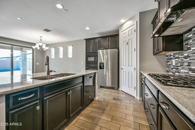 Building Photo - 20763 E Mockingbird Dr